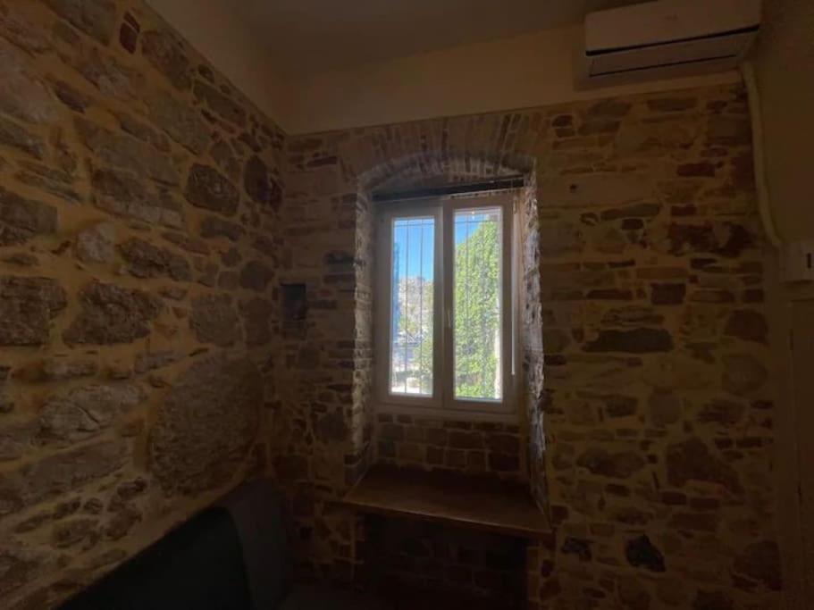 Q Apartments In Corfu Town ภายนอก รูปภาพ